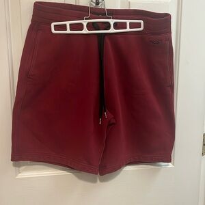 Men’s Hollister Fleece Drawstring Shorts Maroon Size Medium